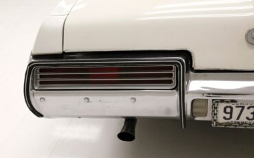 Buick-Centurion-1973-White-Saddle-24