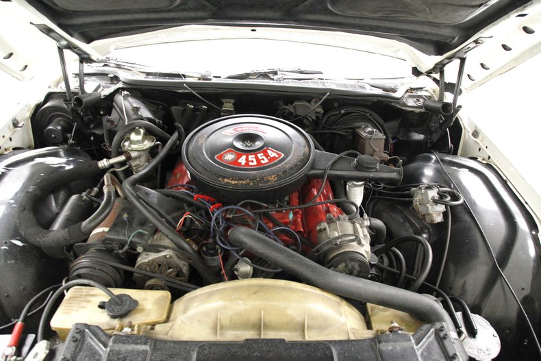 Buick-Centurion-1973-White-Saddle-30