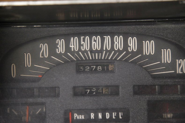 Buick-Centurion-1973-White-Saddle-47