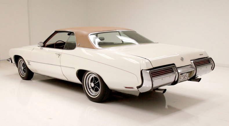 Buick-Centurion-1973-White-Saddle-8