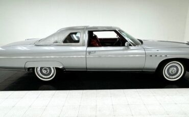 Buick-Electra-225-1975-Silver-Mist-Burgundy-12