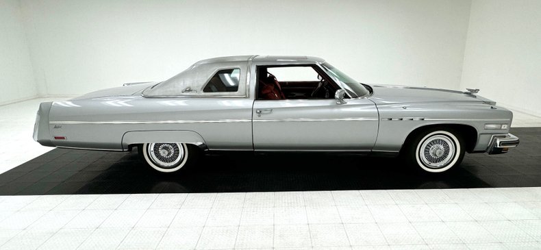 Buick-Electra-225-1975-Silver-Mist-Burgundy-12