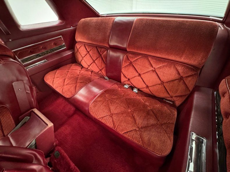 Buick-Electra-225-1975-Silver-Mist-Burgundy-27