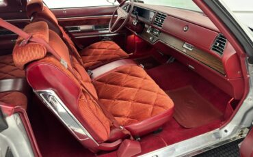 Buick-Electra-225-1975-Silver-Mist-Burgundy-29