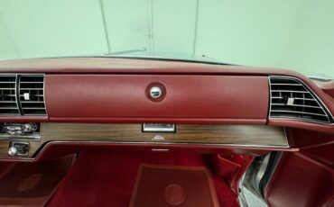 Buick-Electra-225-1975-Silver-Mist-Burgundy-34