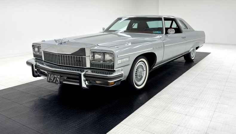 Buick-Electra-225-1975-Silver-Mist-Burgundy-36