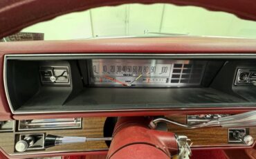 Buick-Electra-225-1975-Silver-Mist-Burgundy-46