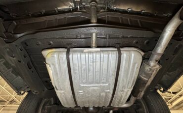 Buick-Electra-225-1975-Silver-Mist-Burgundy-9