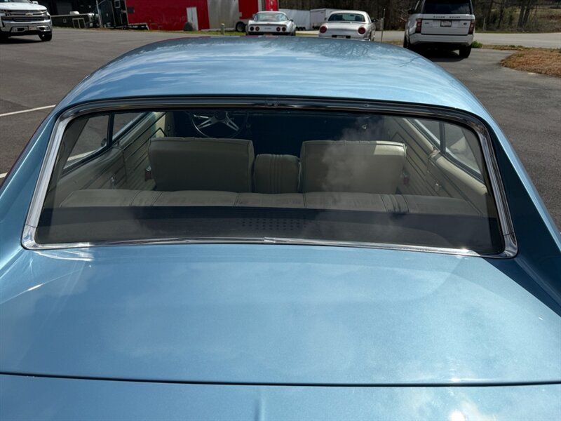 Buick-Gs-1967-Black-Black-13