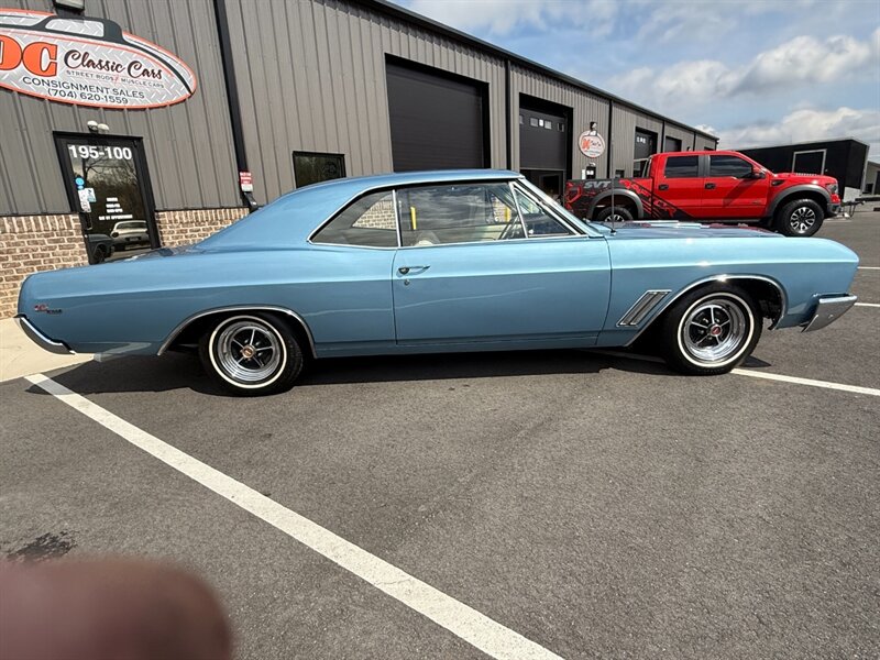 Buick-Gs-1967-Black-Black-15