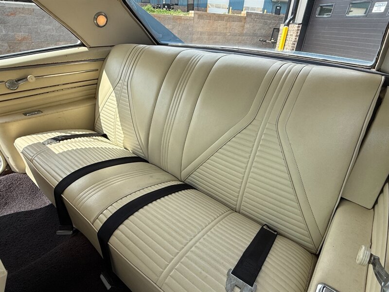 Buick-Gs-1967-Black-Black-19