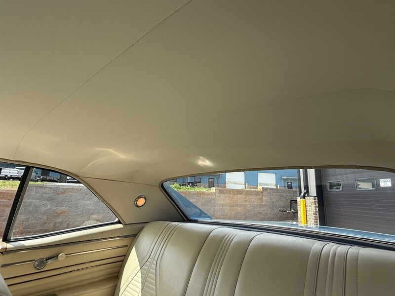 Buick-Gs-1967-Black-Black-20