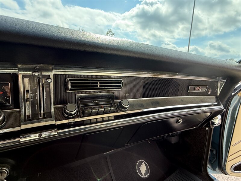 Buick-Gs-1967-Black-Black-23