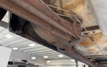 Buick-Gs-1967-Black-Black-33