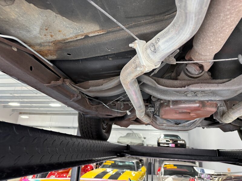 Buick-Gs-1967-Black-Black-42