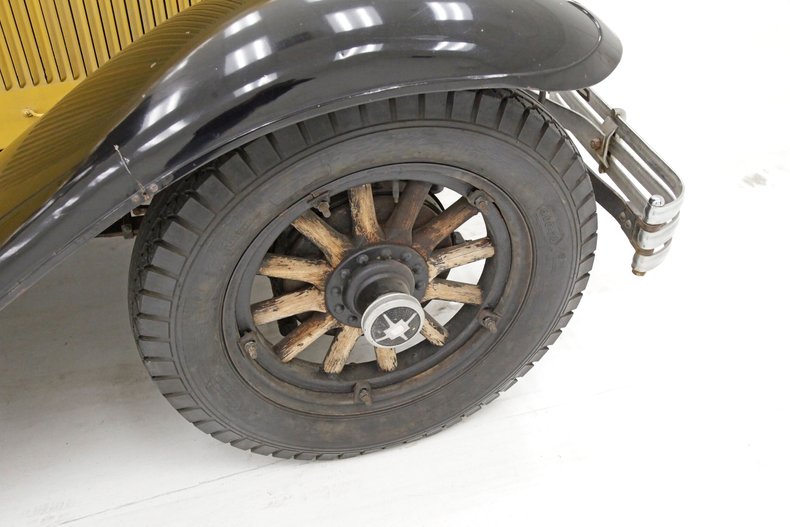 Buick-Other-1929-Yellow-Tan-11