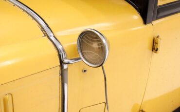 Buick-Other-1929-Yellow-Tan-17