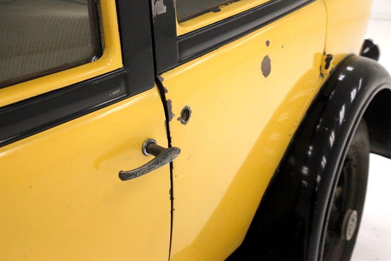 Buick-Other-1929-Yellow-Tan-24