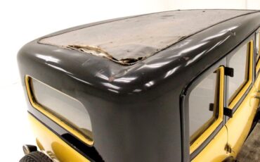 Buick-Other-1929-Yellow-Tan-32