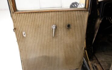 Buick-Other-1929-Yellow-Tan-35