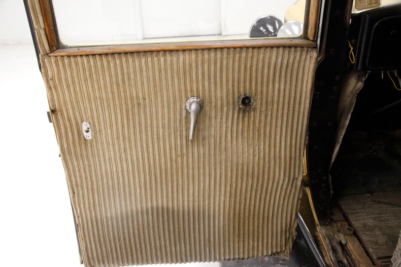 Buick-Other-1929-Yellow-Tan-35