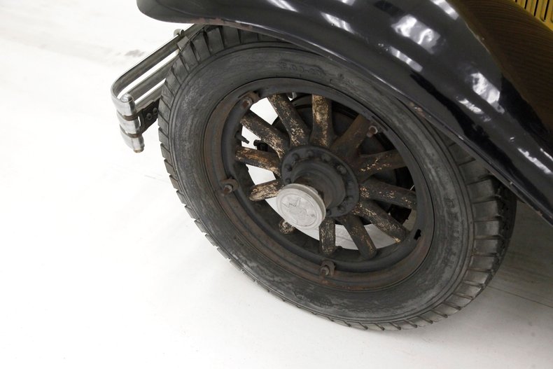 Buick-Other-1929-Yellow-Tan-9