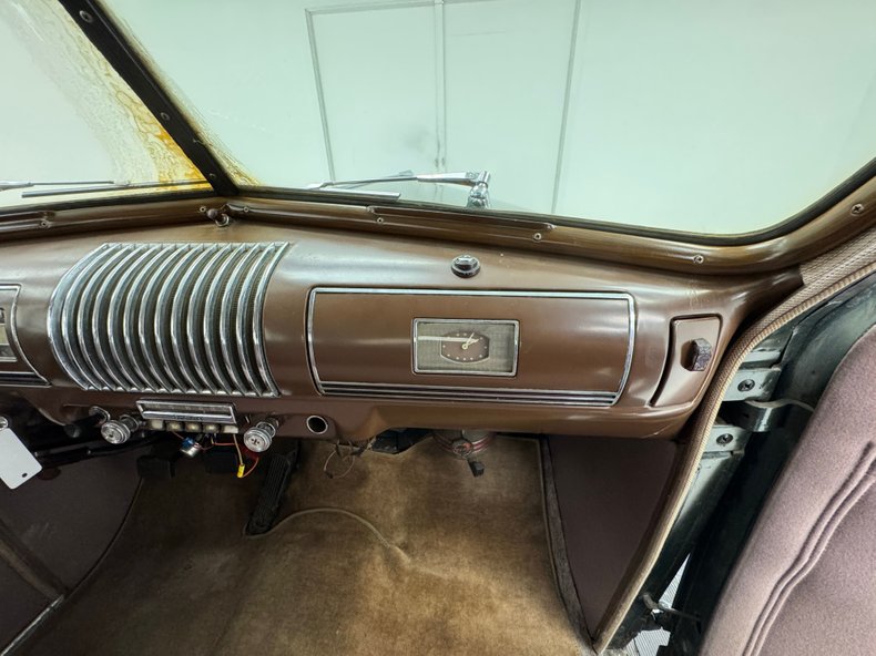 Buick-Other-1939-Verde-Dark-Green-Mauve-Taupe-42