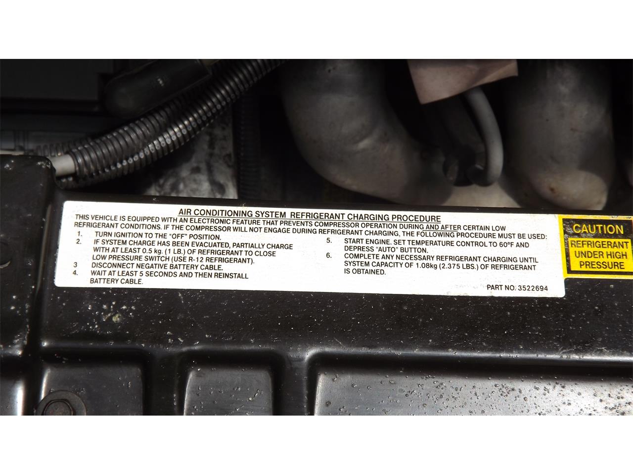 Buick-Reatta-1990-White-Red-13