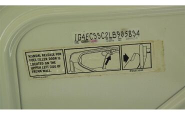 Buick-Reatta-1990-White-Red-14