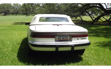 Buick-Reatta-1990-White-Red-3