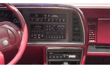 Buick-Reatta-1990-White-Red-6