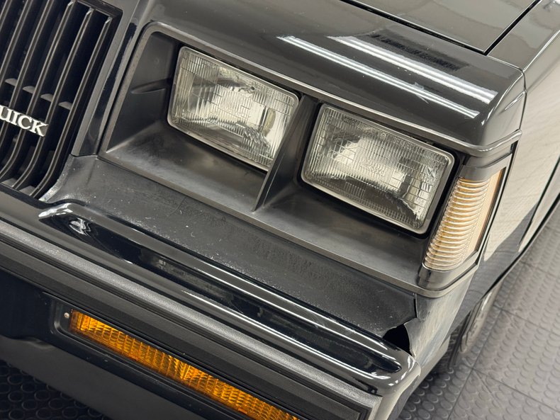 Buick-Regal-1987-Black-Gray-11