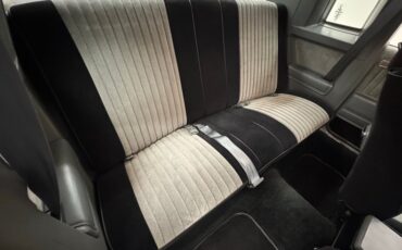 Buick-Regal-1987-Black-Gray-36