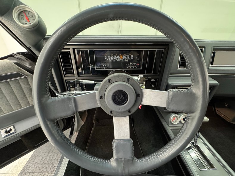 Buick-Regal-1987-Black-Gray-37