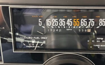 Buick-Regal-1987-Black-Gray-40