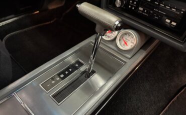 Buick-Regal-1987-Black-Gray-43