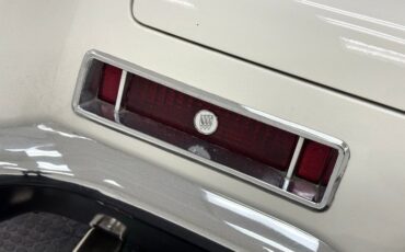 Buick-Riviera-1963-White-Red-18