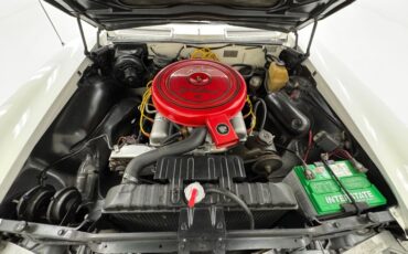 Buick-Riviera-1963-White-Red-26