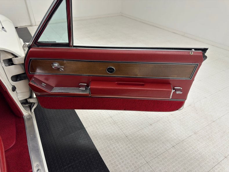 Buick-Riviera-1963-White-Red-35
