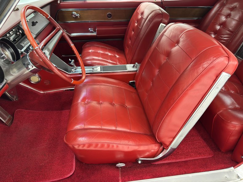 Buick-Riviera-1963-White-Red-36