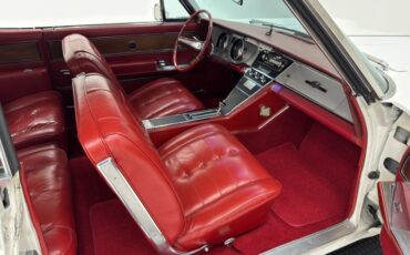 Buick-Riviera-1963-White-Red-38