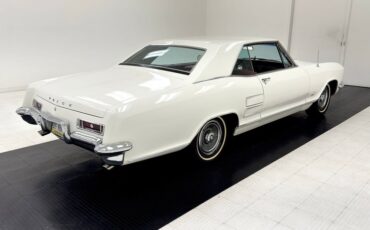 Buick-Riviera-1963-White-Red-4