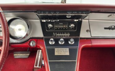 Buick-Riviera-1963-White-Red-43