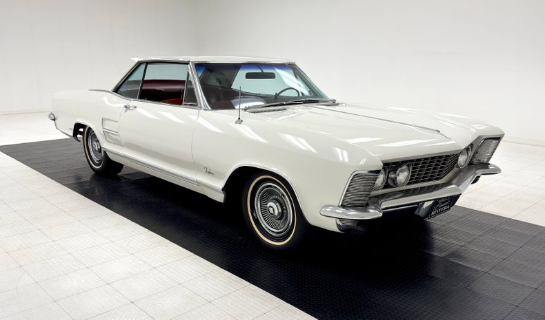 Buick-Riviera-1963-White-Red-8