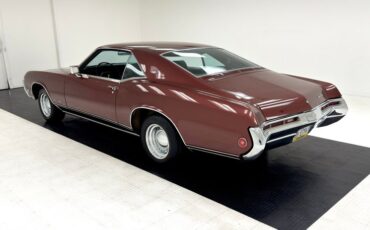 Buick-Riviera-1969-Copper-Mist-Black-1