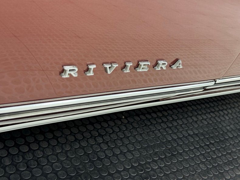Buick-Riviera-1969-Copper-Mist-Black-11