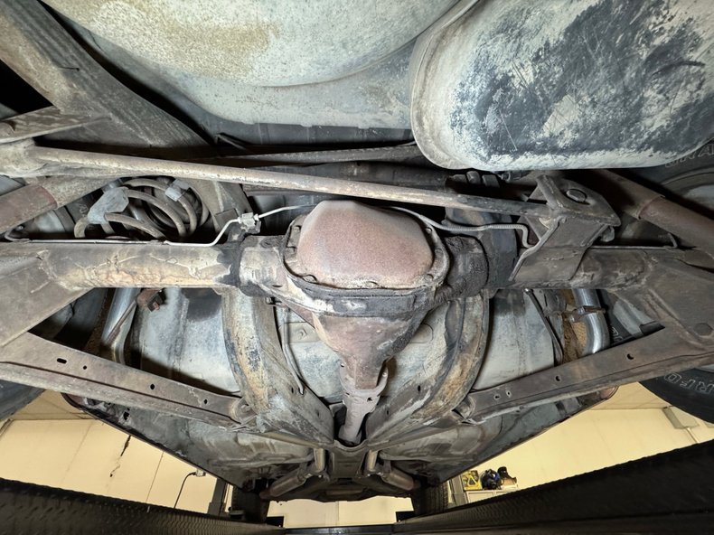 Buick-Riviera-1969-Copper-Mist-Black-39