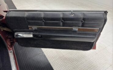 Buick-Riviera-1969-Copper-Mist-Black-7