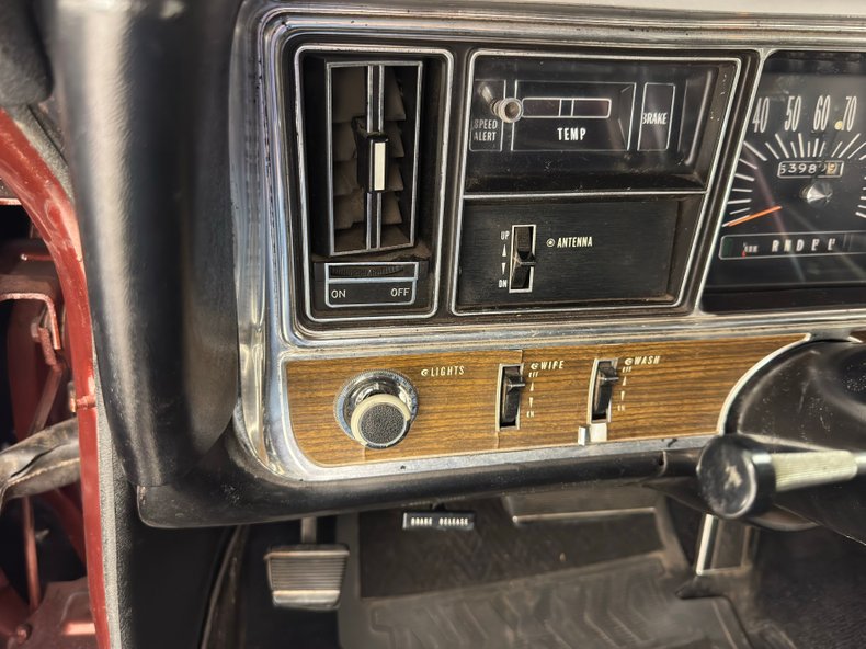 Buick-Riviera-1969-Copper-Mist-Black-8