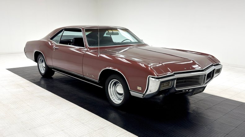 Buick-Riviera-1969-Copper-Mist-Black-9